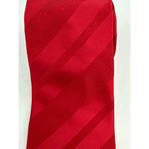 Donald J. Trump Signature Collection Red Striped Silk Tie - Picture 2 of 7